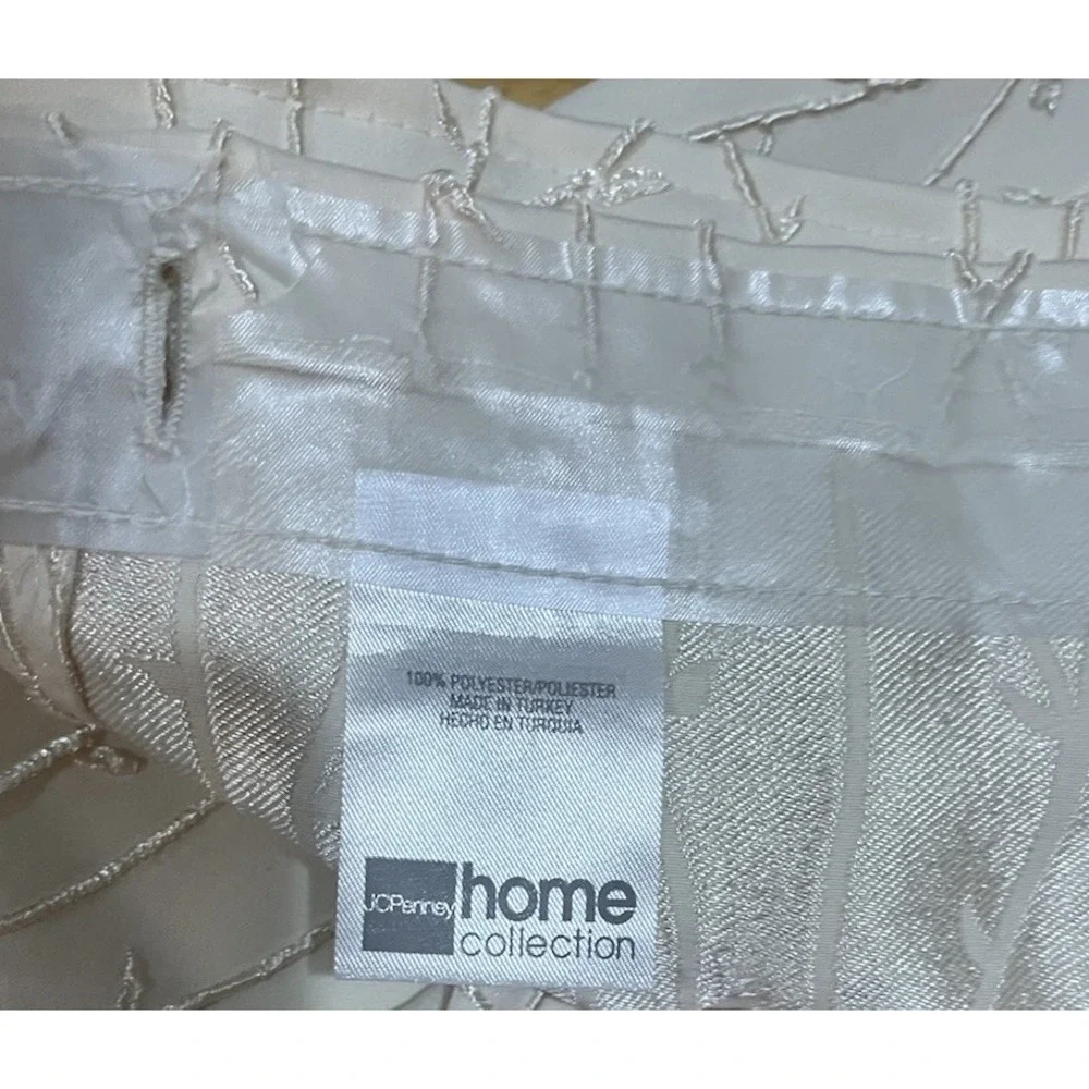 JCPenney Home Embroidered‎ Shower Curtain Fabric Leave Vine Garden Cream